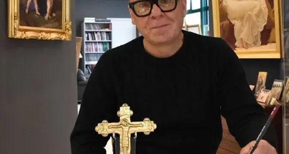 La croce del Giubileo porta la firma della bottega Tifernate di Città di Castello