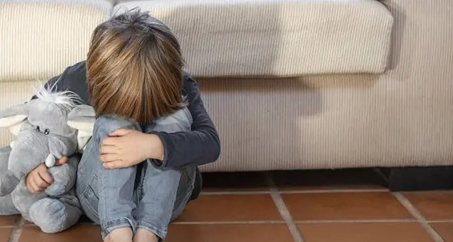 «Al nido piange sempre, penso di tenerlo a casa»