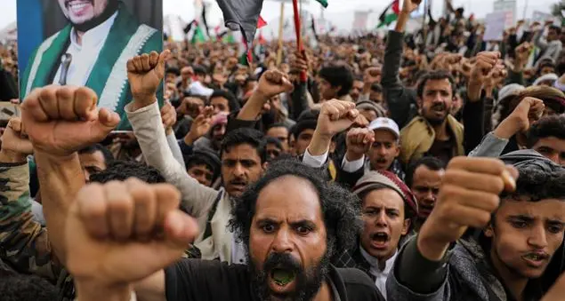 L'Italia in missione nel Mar Rosso per difendere le navi dagli Houthi