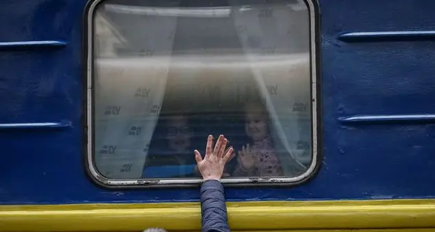 Evangelos Tsilis di Intersos Ucraina: \"Da padre, regalare anche solo un sorriso ai bambini per me è una priorità\"