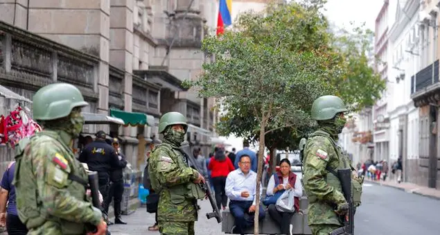 Ecuador nel caos: il presidente decreta lo stato di \"conflitto armato interno\"