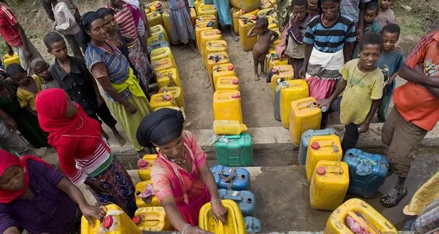 \"Acqua è vita\", la nuova fase della campagna di LVIA in aiuto dell'Africa subsahariana