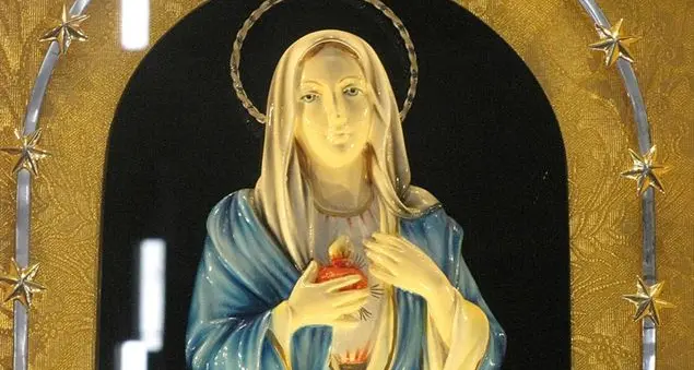«Le lacrime della Madonna a Siracusa un messaggio muto, segno della compassione di Dio»