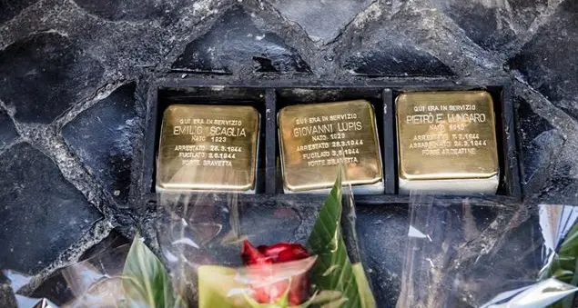 Tre poliziotti ricordati a Roma con pietre di inciampo