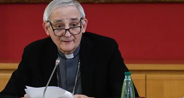 «Benedire le coppie gay una risorsa pastorale. Si vuole dividere la chiesa accusandola di fare politica»