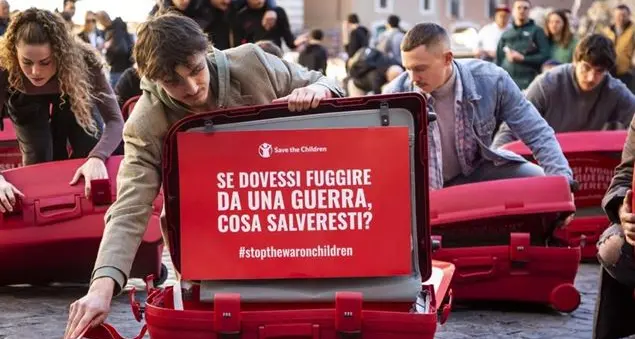 Ucraina, il dramma dei bambini sfollati tra pericoli, distruzione e povertà