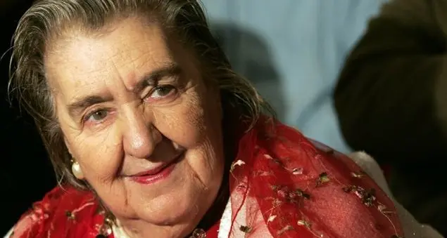 Quando Alda Merini ci disse: \"Se si guarda l’universo, come si fa a non pensare che c’è un Dio creatore?\"