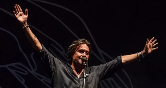 Storia di un impiegato, 50 anni dopo, cantata da Cristiano De André