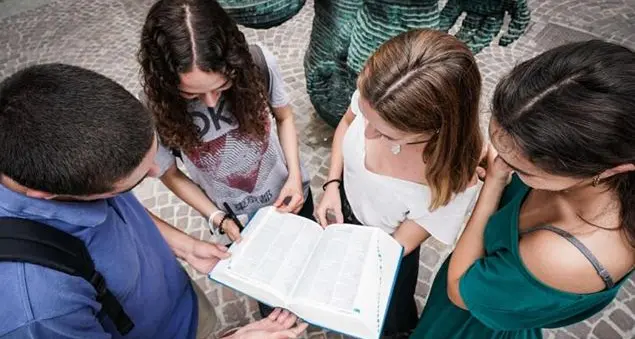 Le studentesse di Venezia: coraggiose sì, mature forse