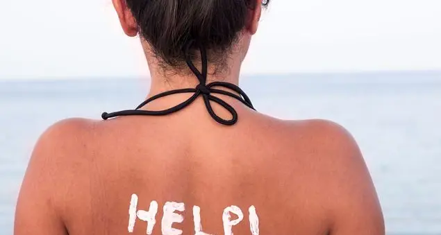 Col sole non si scherza: i consigli di Airc per abbronzarsi senza rischi