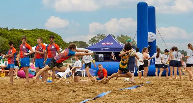 Vittoria for women tour, la prevenzione oncologica femminile sulle spiagge