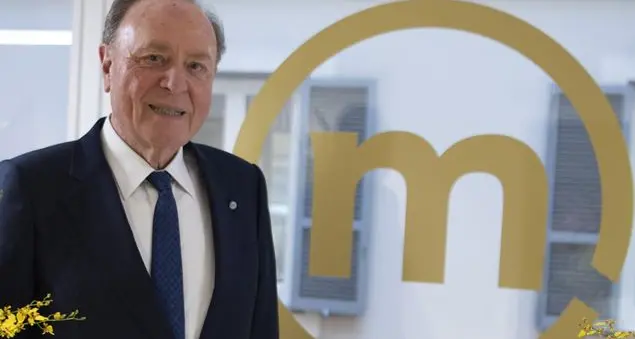 La vera storia di Ennio Doris, il banchiere nato povero ma che sognava in grande