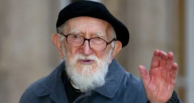 L'Abbé Pierre (1912-2007) accusato di abusi sessuali
