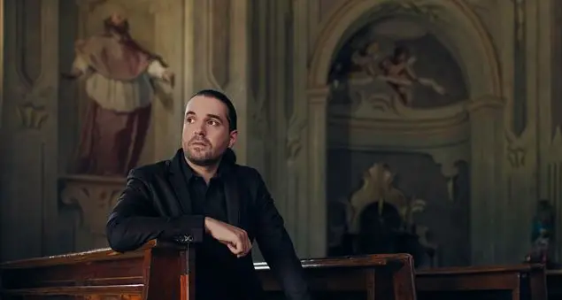 L'emozione del controtenore Carlo Vistoli alle prese col \"sacro furore\" di Vivaldi