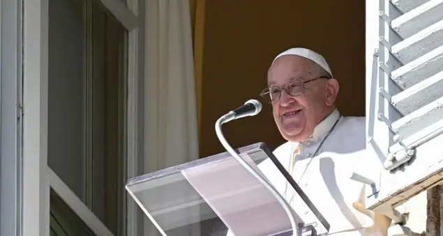 «Alzare lo sguardo verso l’alto per superare la tristezza e ritrovare la pace»