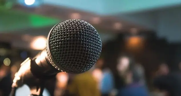 Troppe volte i potenti citano dio invano