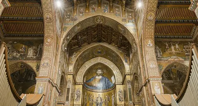 Il Duomo di Monreale, con i suoi mosaici, risplende di nuova luce