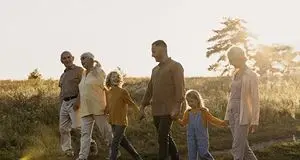 «Bilancio di vita: ho scelto figli e nipoti, la mia amica la carriera. Chi l'ha spesa meglio?»