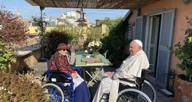 Monsignor Paglia: «La visita a Emma Bonino? Un riconoscimento a una vita spesa per gli altri»