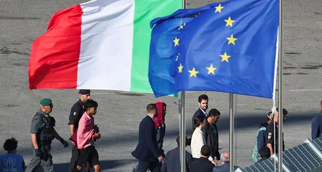 Migranti in Albania: per Emergency \"un'operazione di propaganda che rischia di creare disparità\"