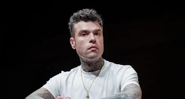 «Fedez alla festa patronale di Maria? Ma che esempio diamo?»
