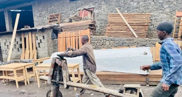 L'Atelier Muungano di Goma, dove i giovani congolesi apprendono un mestiere