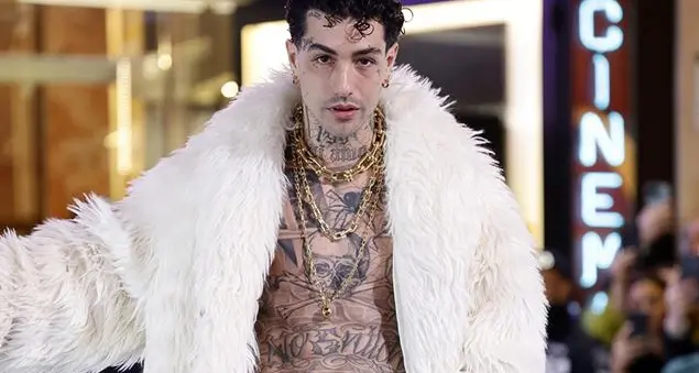 Sanremo 2025, i cantanti hanno la responsabilità di sdoganare violenza e volgarità