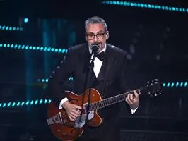 Nell'attimo fuggente la \"balorda nostalgia\" dell'Eterno