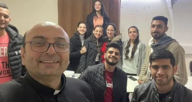 Prima notte di tregua, parla il parroco di Gaza