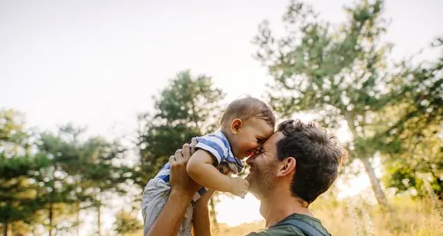 Aiutiamo gli uomini a fare i papà