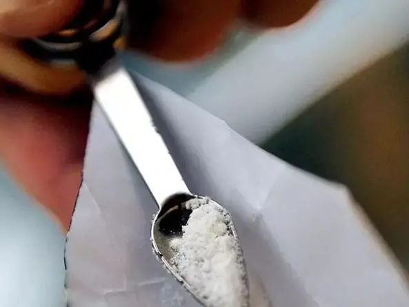 L'eroina è tornata, ecco come tenerla lontana dai nostri figli