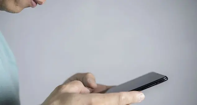 Il prof campano e quel messaggio d'odio che gli si è ritorto contro