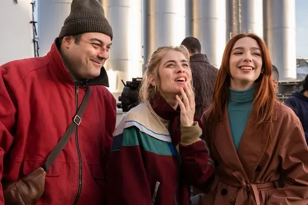 Yuri Tuci, Matilda De Angelis e Greta Scarano