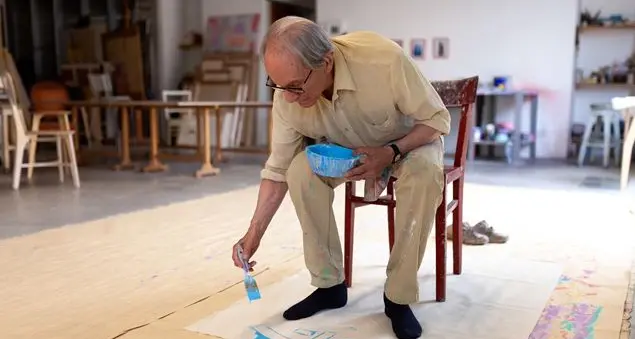 «L'arte dialoga con la materia, in continuo divenire»