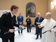 Jannik da Papa Leone XIV, altro che \"Non portatemi Sinner\"