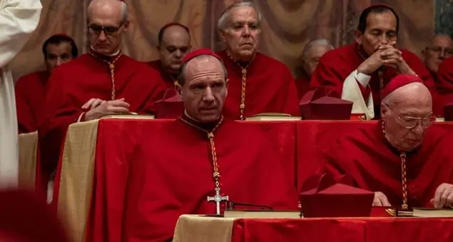 Quando l'elezione del Papa fa spettacolo: tutte le volte di un conclave sul grande schermo