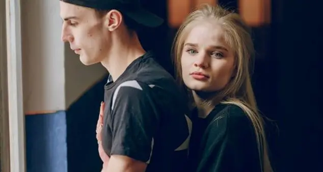 «Adolescenti, la \"cavalleria\" è morta. Poi ci stupiamo della violenza sulle donne...»