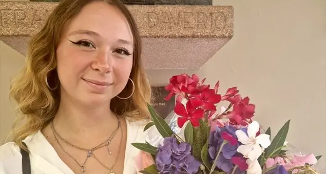 Dodici anni fa stava per morire, ora Valentina ha sostenuto l'esame di maturità