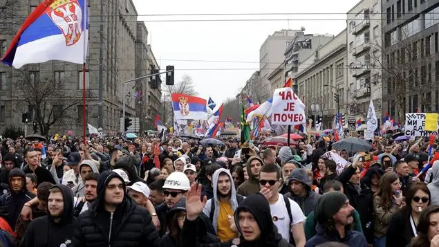 Una voce da Belgrado: \"Gli studenti in piazza sono il futuro dell'Europa. Ascoltiamoli\"
