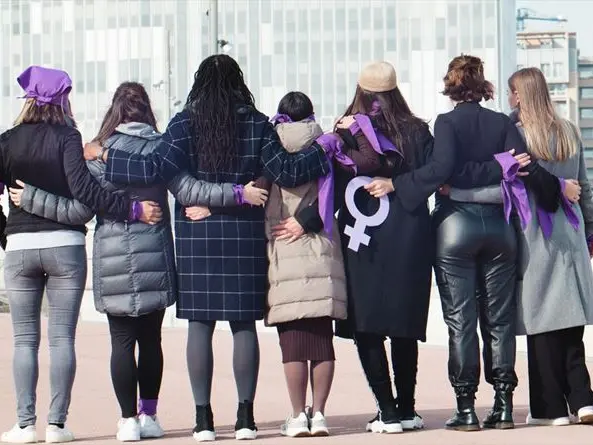 Mai più come Sara e Ilaria: al primo segnale rivolgiamoci ai centri antiviolenza