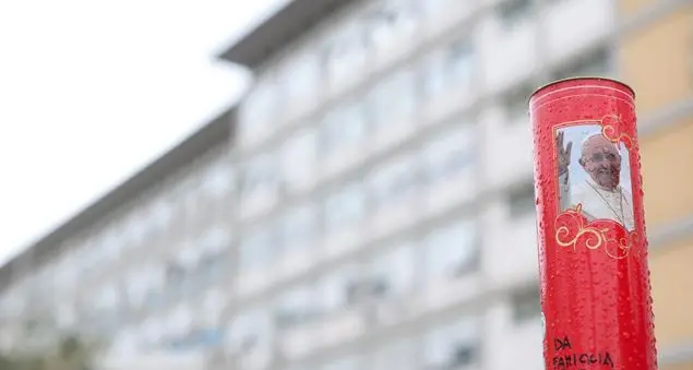 Notte tranquilla per il Papa. Atteso esito della tac ai polmoni