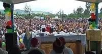 Dal viaggio in Papua Nuova Guinea alla preghiera per il Papa: un legame che continua