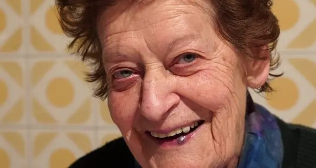 Raccontare l'alzheimer della nonna con il sorriso