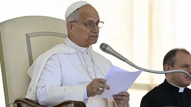 Il Papa ricorda Hiroshima e Nagasaki: «La vera pace richiede il coraggio di deporre le armi»