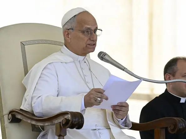 Il Papa ricorda Hiroshima e Nagasaki: «La vera pace richiede il coraggio di deporre le armi»