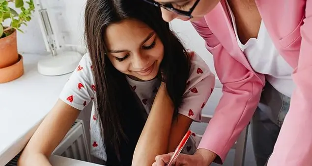 Scegliere le scuole medie: «Meglio quella rigorosa o una accogliente?»