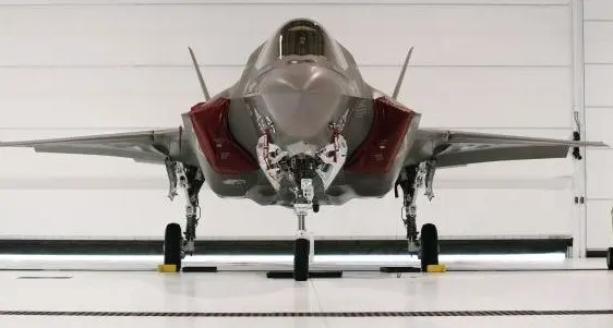 L'Italia cerca uno scudo contro le minacce esterne