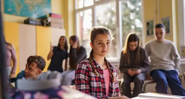 «Vi spiego come accorgersi in classe se ci sono bambini esclusi e a rischio bullismo»