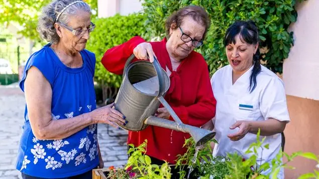 L'Alzheimer non è una condanna: al centro della cura ci deve essere la riabilitazione