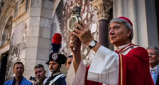 «Metterei il sangue dei bimbi di Gaza vicino a San Gennaro. Israele cessa di versare sangue palestinese»